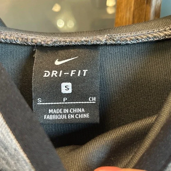 Nike Hoodie Sweatshirt Men Small Dri Fit Gray Heathered Pullover Athleisure - Picture 4 of 9